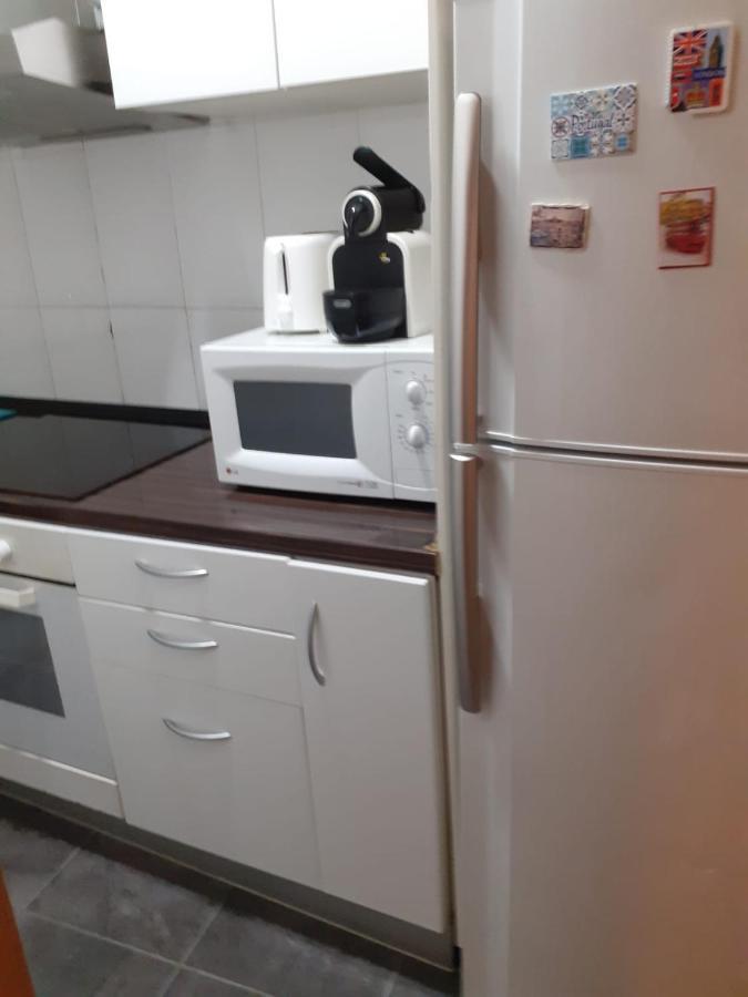 Subway Station Apartment Near Camp Nou Л'Успіталет-да-Любрагат Екстер'єр фото