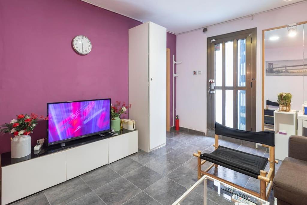 Subway Station Apartment Near Camp Nou Л'Успіталет-да-Любрагат Екстер'єр фото
